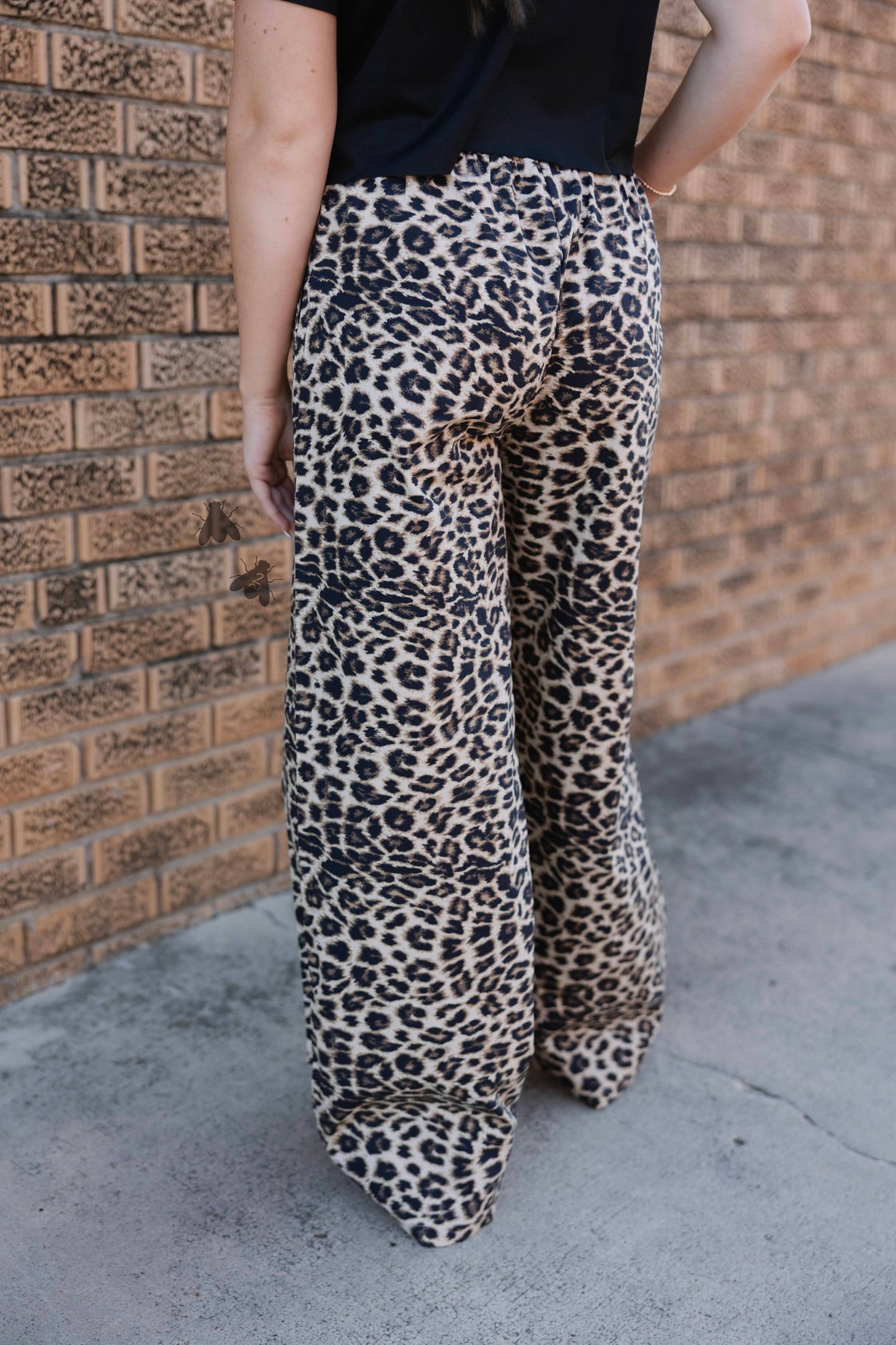 OFF THA TRACK *LEOPARD